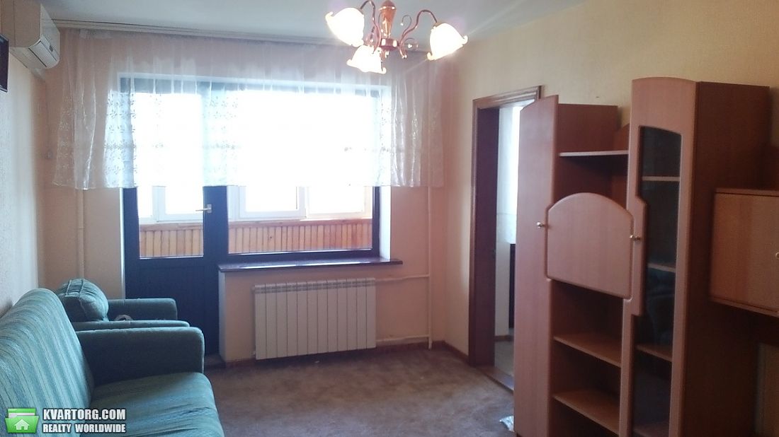 Rent out 2-room apartment. Днепропетровск,  Малиновского — photo 1