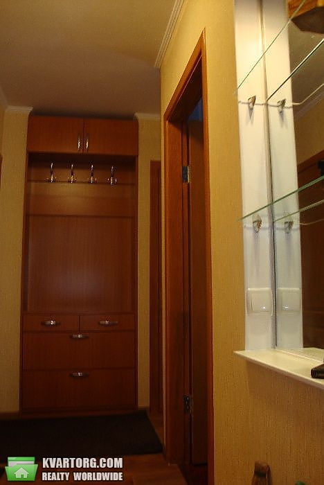 Rent out 2-room apartment. Киев,  Василенко — photo 3