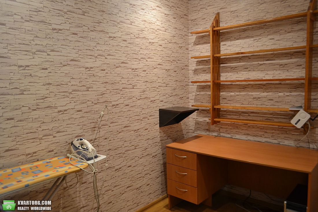 Rent out 3-room apartment. Киев,  Ломоносова — photo 10