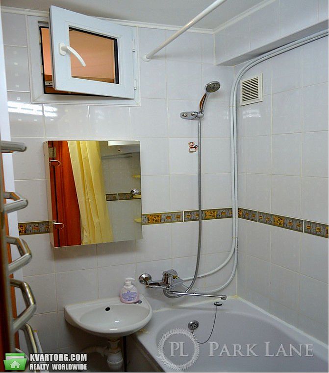 Sell 3-room apartment. Киев,  Жилянская — photo 9