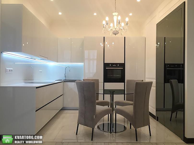 Sell 3-room apartment. Киев,  Драгомирова — photo 1