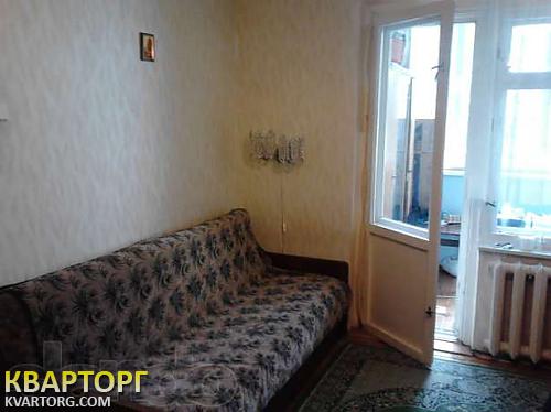 Rent out 2-room apartment. Киев,  Демиевская — photo 1