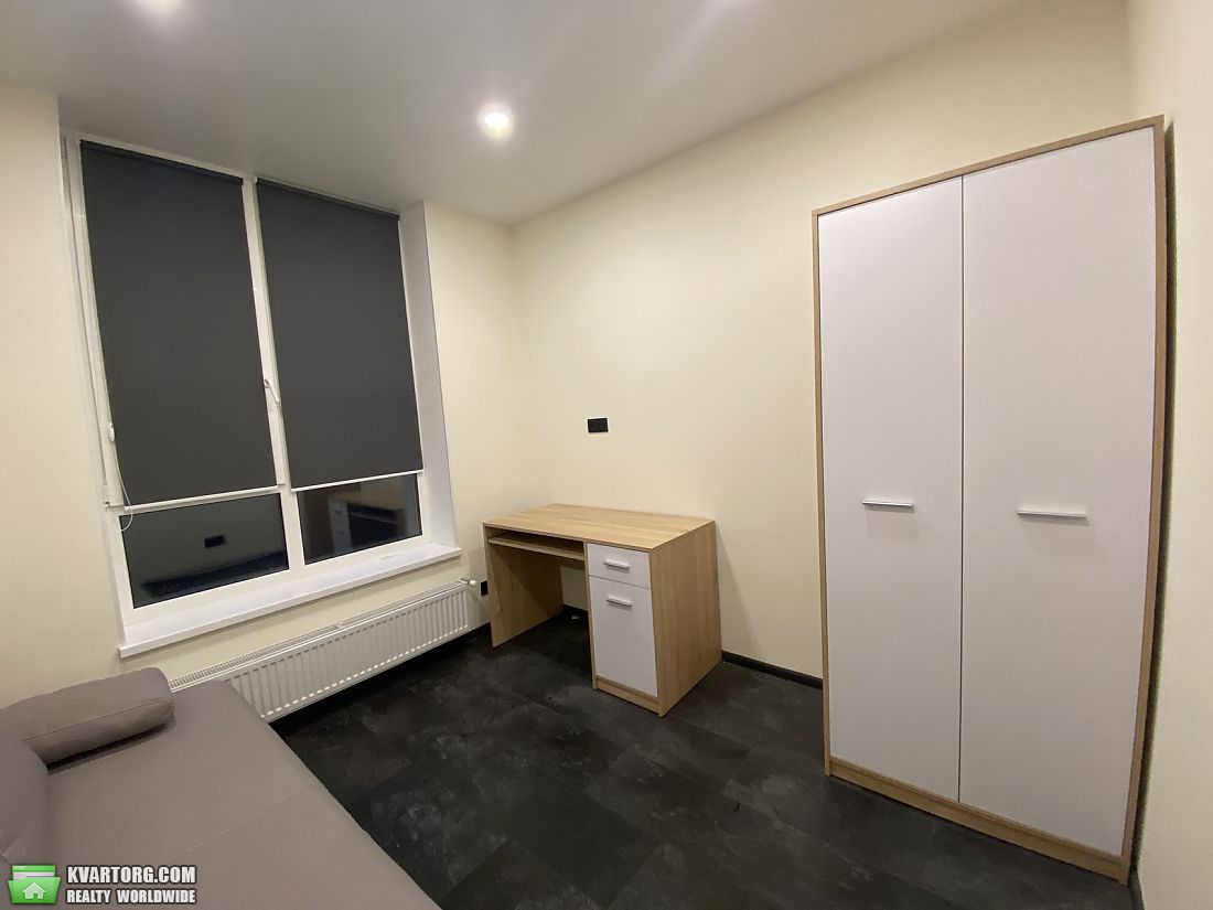 Rent out 2-room apartment. Киев, Университетская — photo 8