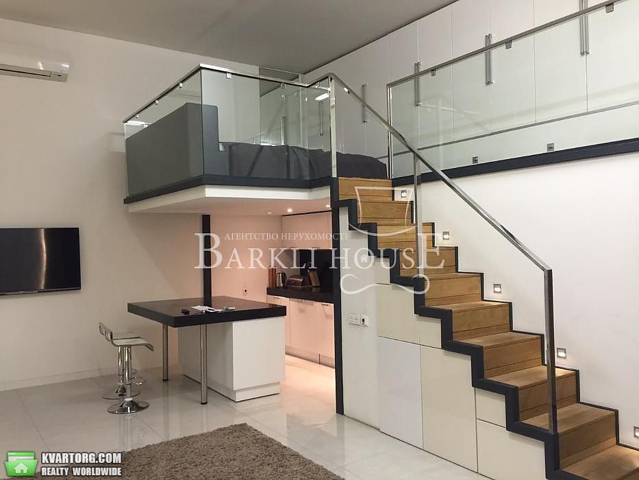 Rent out 2-room apartment. Киев,  Саксаганского — photo 2
