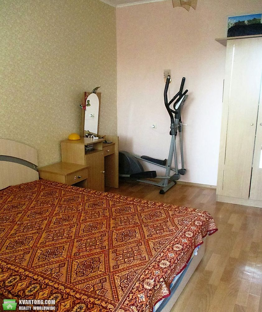Rent out 3-room apartment. Днепропетровск, Красный камень — photo 5