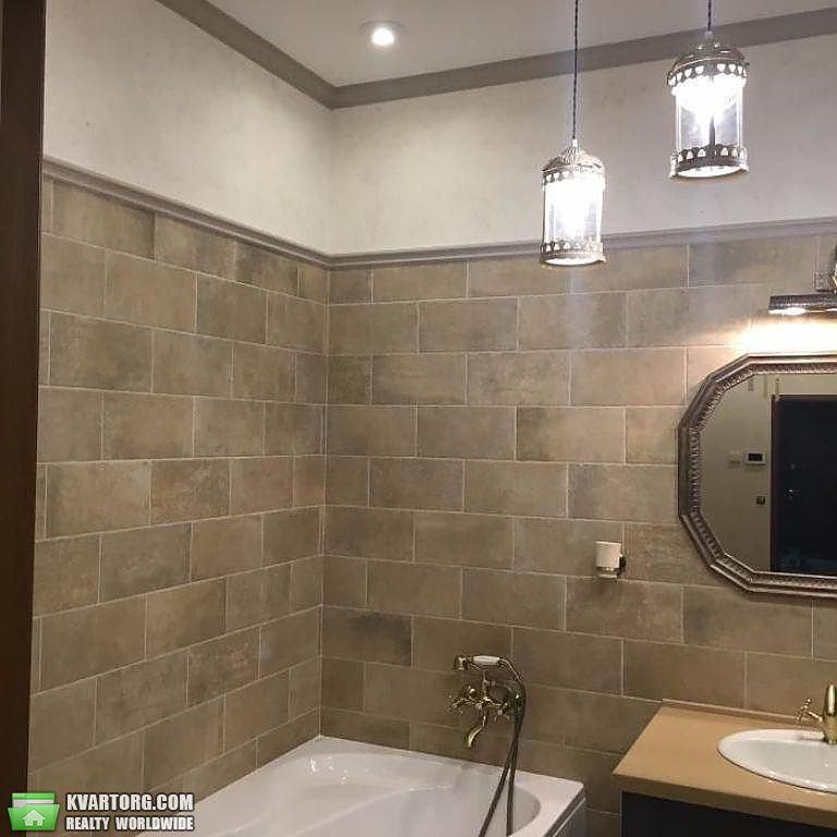 Rent out 3-room apartment. Киев,  Антоновича — photo 9