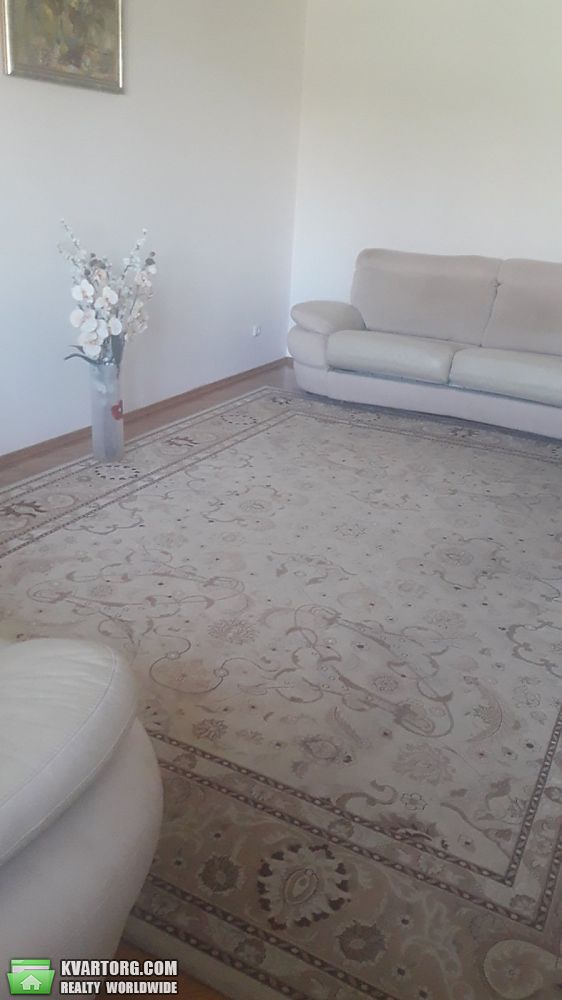 Rent out 3-room apartment. Киев, Смелянская — photo 4