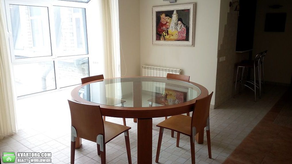 Rent out 5-room apartment. Киев, Малоподвальная — photo 1