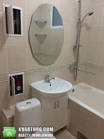 Rent out 2-room apartment. Киев,  Дорогожицкая — photo 4