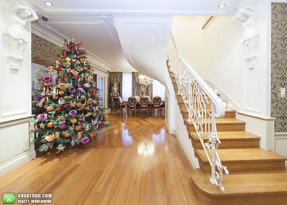 Sell multi-room apartment. Киев, Щорса — photo 1