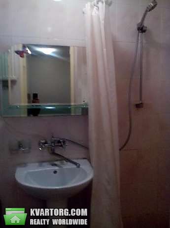 Rent out 1-room apartment. Киев,  Вышгородская — photo 8