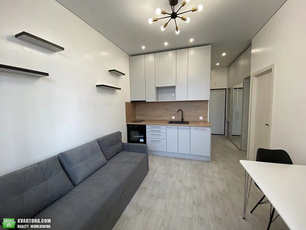 Rent out 2-room apartment. Киев, Тютюнника — photo 1