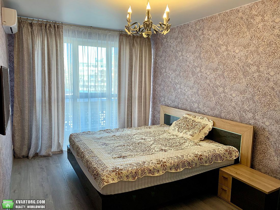 Rent out 2-room apartment. Киев,  Липковского — photo 6