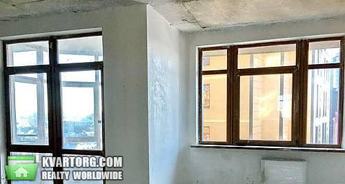 Sell 3-room apartment. Киев,  Богдана Хмельницкого — photo 1