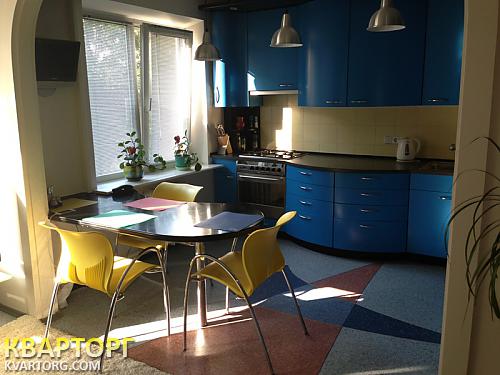 Sell 4-room apartment. Днепропетровск, славы бульвар — photo 1