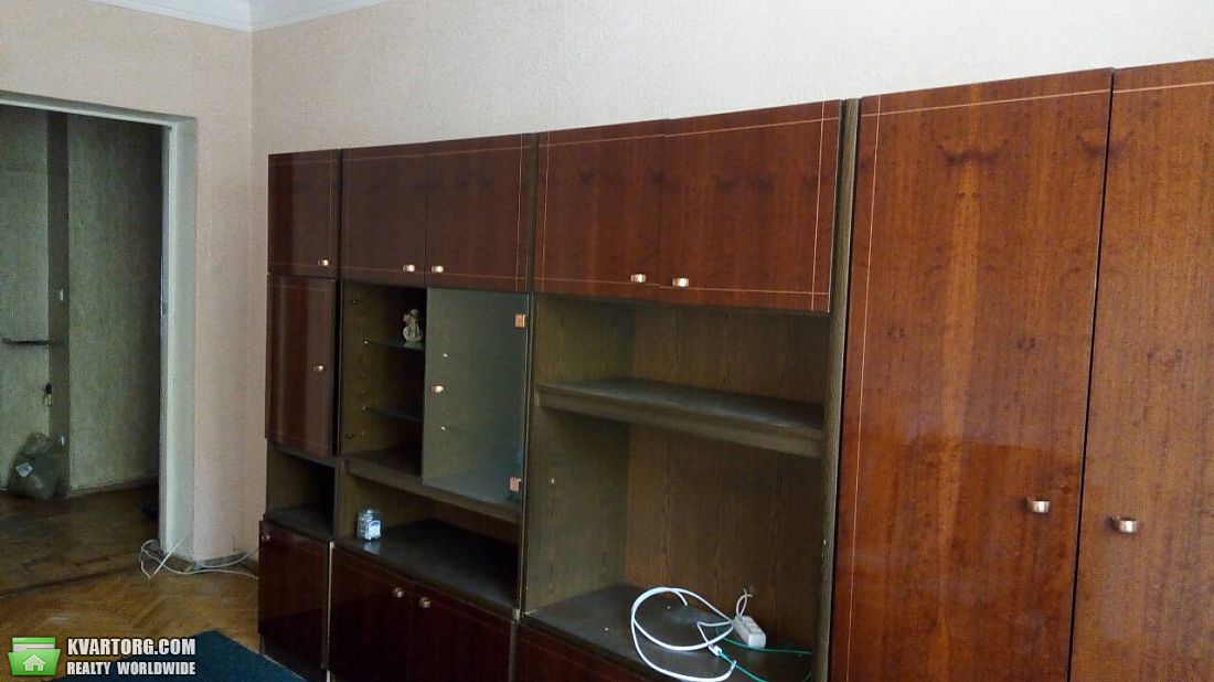 Sell 2-room apartment. Киев,  Белорусская — photo 3