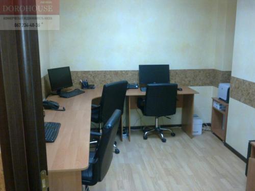 Rent out office. Киев, Кловский спуск 5 — photo 1