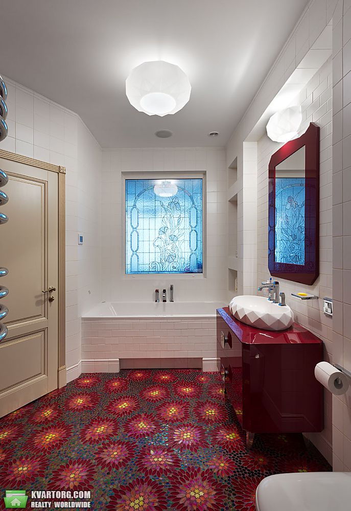 Sell 4-room apartment. Киев,  Щорса — photo 4