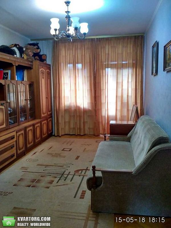 Sell 2-room apartment. Киев,  Автозаводская — photo 1