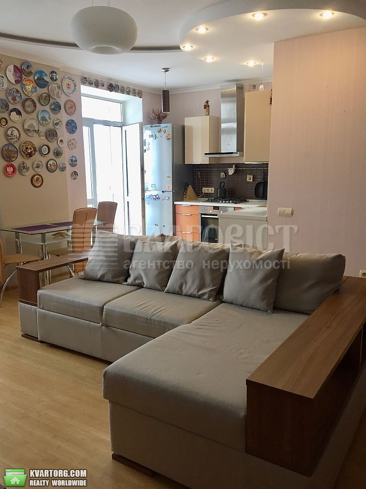 Rent out 2-room apartment. Киев,  Грушевского — photo 6