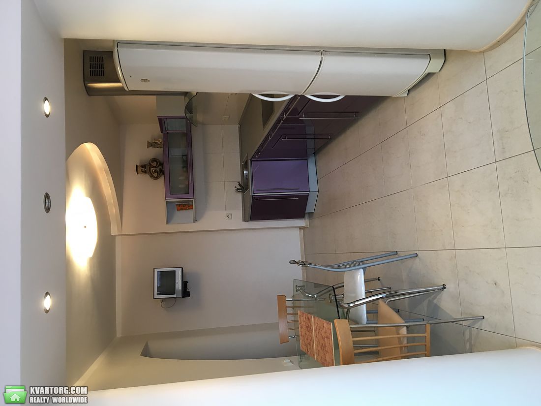 Sell 1-room apartment. Киев,  Боженко — photo 3