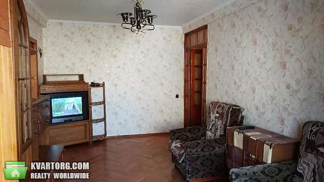 Rent out 3-room apartment. Киев,  Бучмы — photo 9
