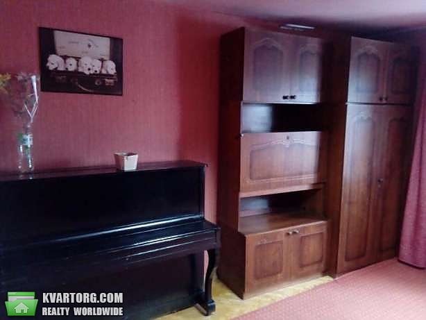 Rent out 2-room apartment. Киев,  Петропавловская — photo 3