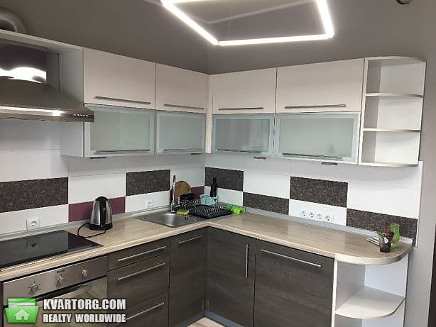 Rent out 1-room apartment. Киев,  Вышгородская — photo 2