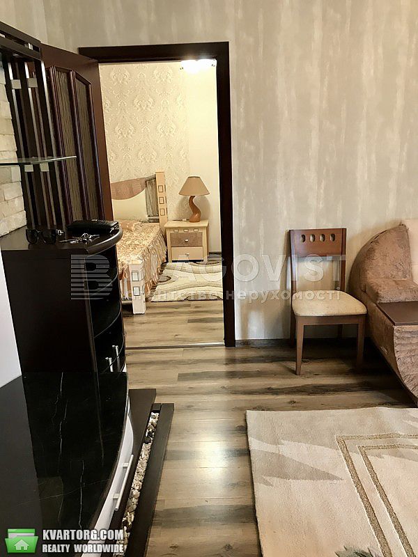 Rent out 2-room apartment. Киев,  Леси Украинки бул — photo 4