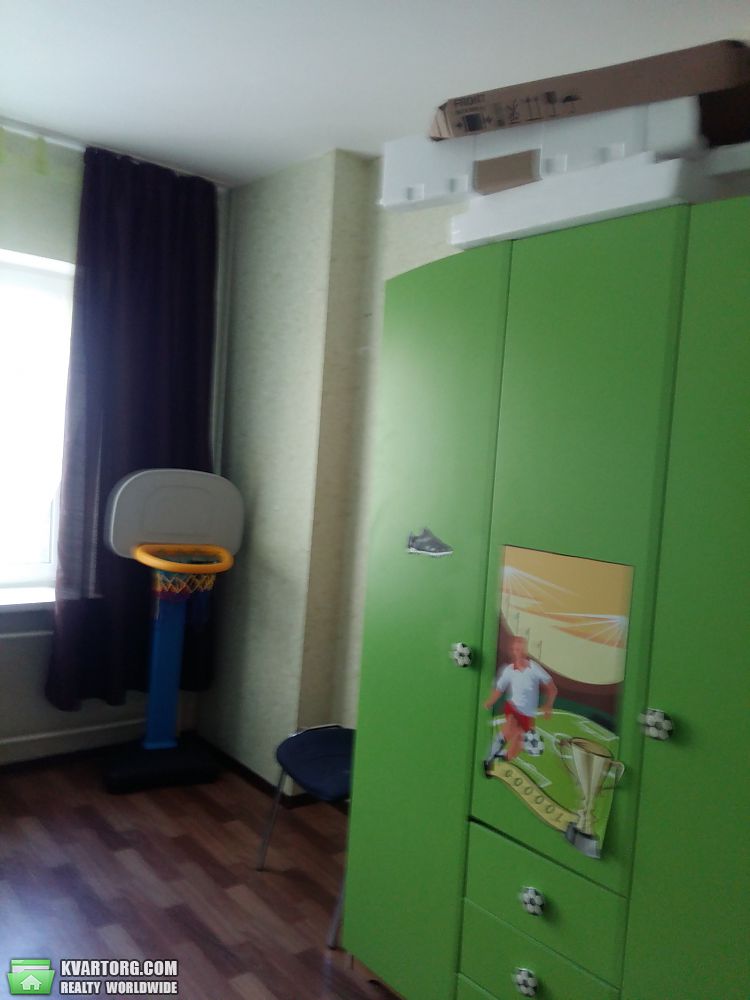 Rent out 2-room apartment. Киев,  Василенко — photo 1