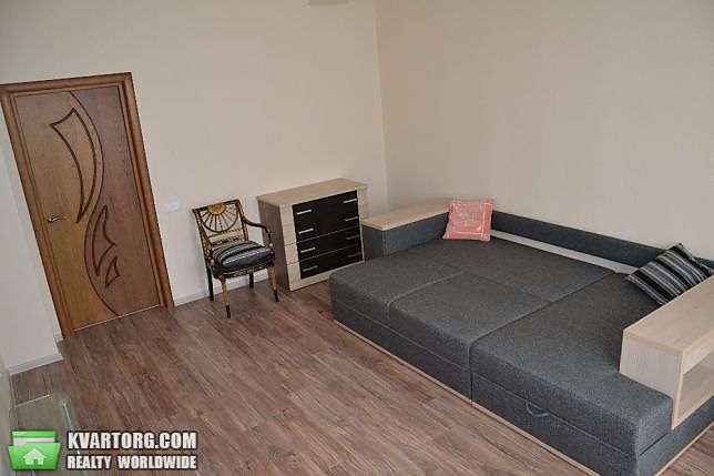 Rent out 1-room apartment. Киев,  Ломоносова — photo 3