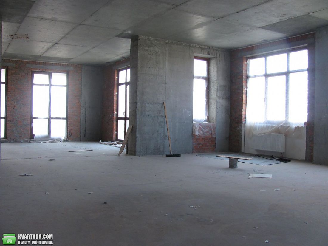 Sell multi-room apartment. Киев,  Франко Ивана — photo 2