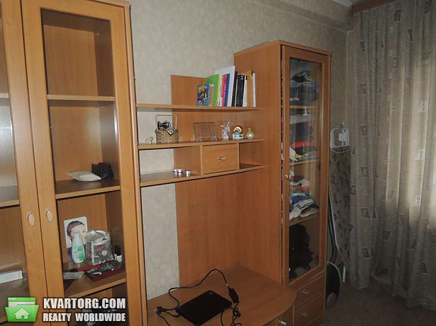 Sell 2-room apartment. Киев,  Зодчих — photo 4