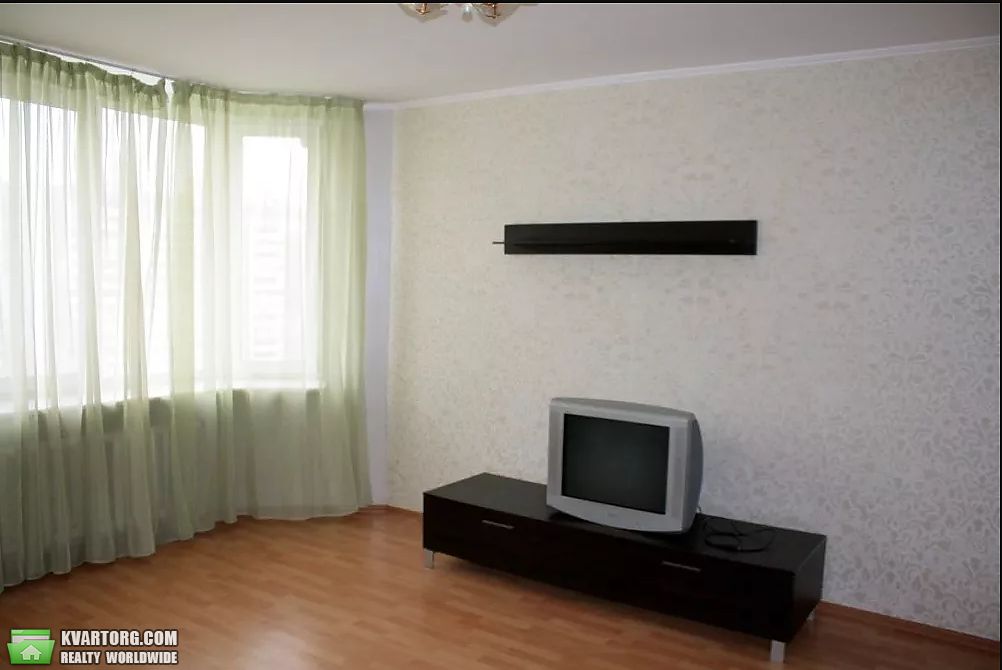 Rent out 2-room apartment. Киев,  Княжий Затон — photo 4