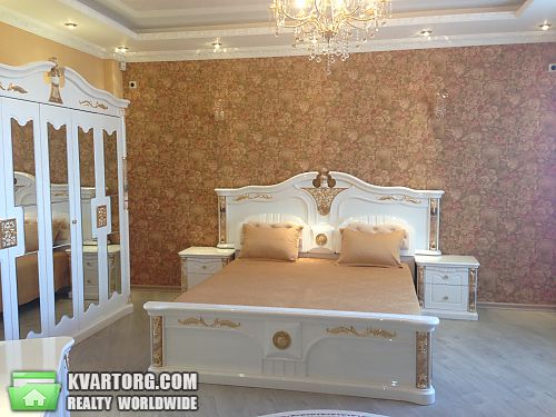 Rent out 4-room apartment. Одесса, пр.шевченко — photo 1
