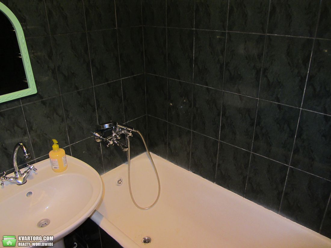 Rent out 3-room apartment. Киев,  Кловский спуск — photo 5