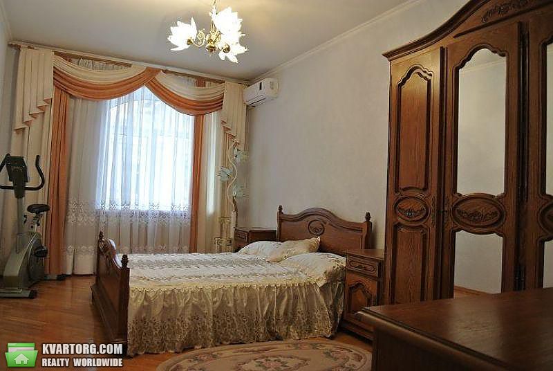 Rent out 3-room apartment. Киев,  Константиновская — photo 5