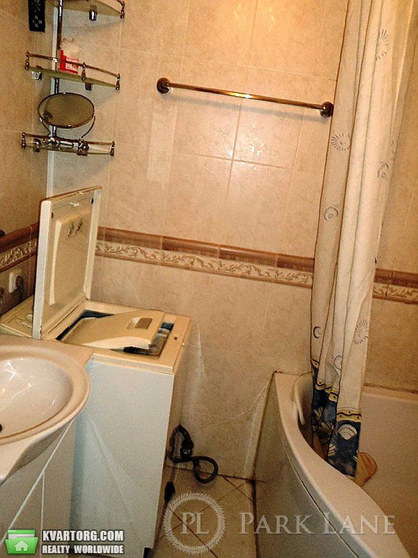 Sell 3-room apartment. Киев,  Никольско-Слободская — photo 9
