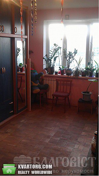 Sell 3-room apartment. Киев,  40-летия Октября просп — photo 3