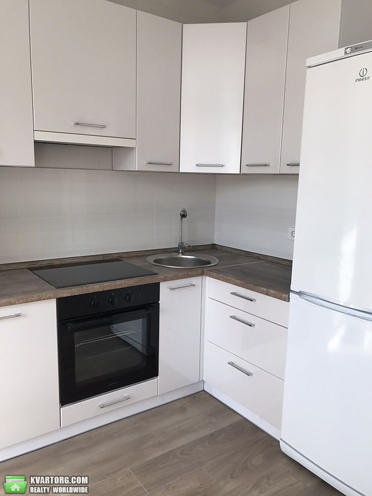 Rent out 1-room apartment. Киев, Соборная — photo 1