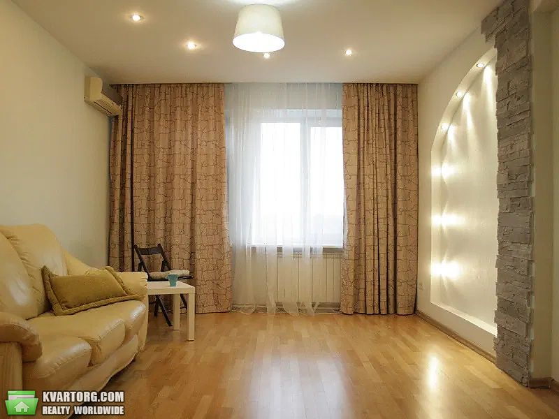 Sell 3-room apartment. Киев,  Ушакова — photo 2