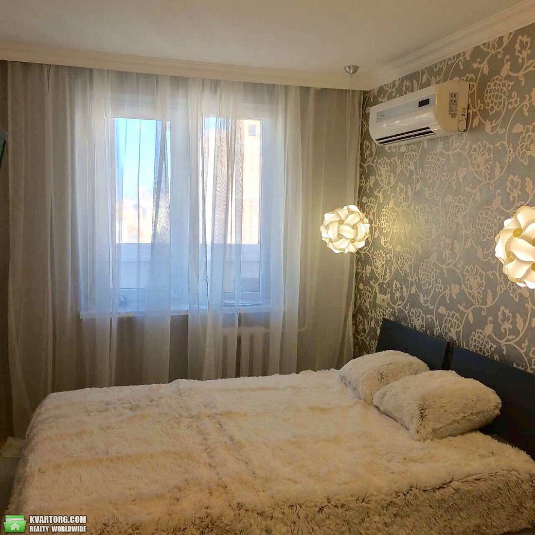 Rent out 2-room apartment. Киев,  Голосеевская — photo 5