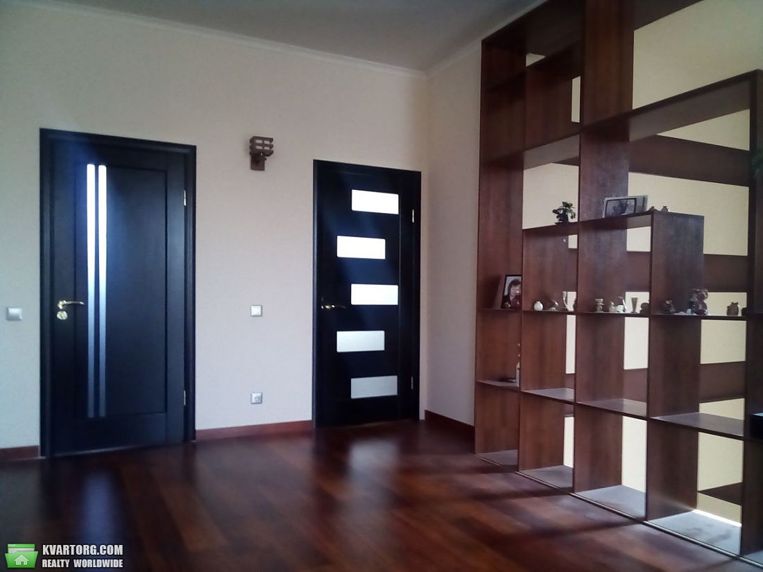 Sell house. Киев,  Довбуша — photo 7