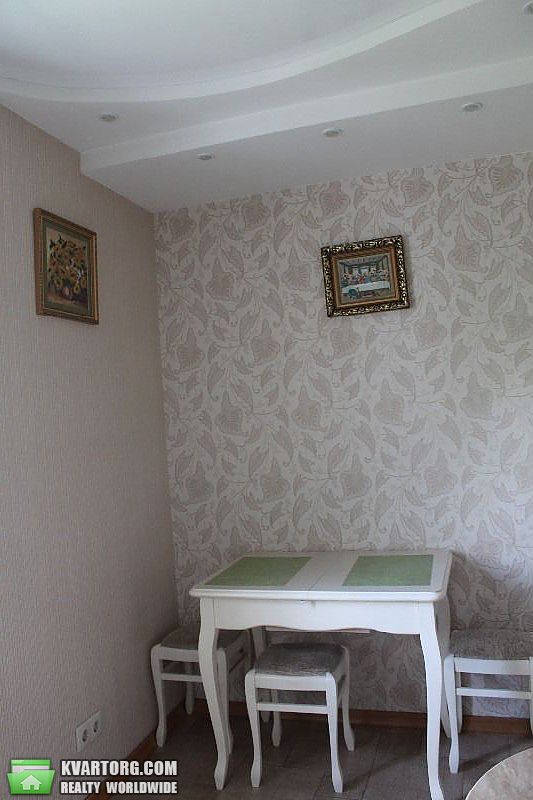 Sell 2-room apartment. Киев,  Жукова — photo 2