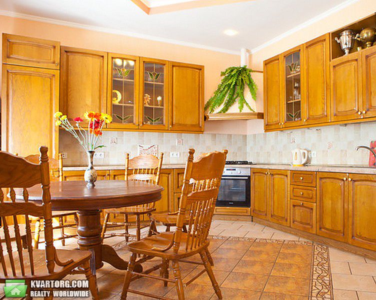 Rent out house. Киев, Щорса — photo 4
