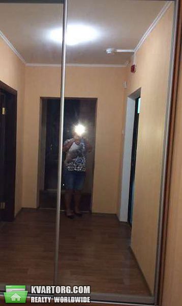 Rent out 1-room apartment. Киев, Ващенко — photo 1