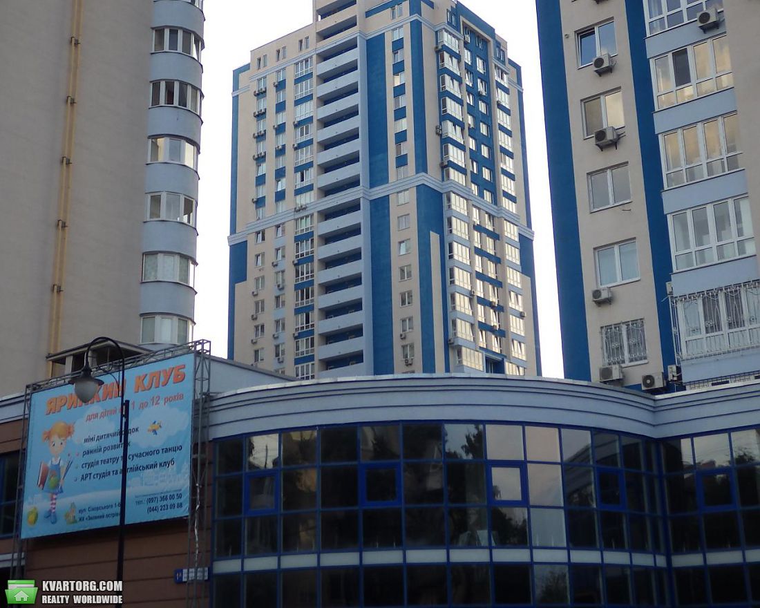 Rent out 2-room apartment. Киев, сикорского — photo 10