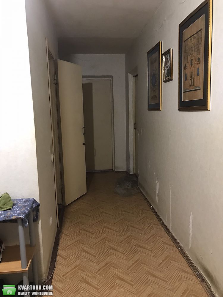  3-  , .   3 -  9
