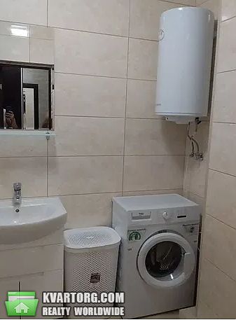 Rent out 1-room apartment. Киев, Харьковське шоссе — photo 2