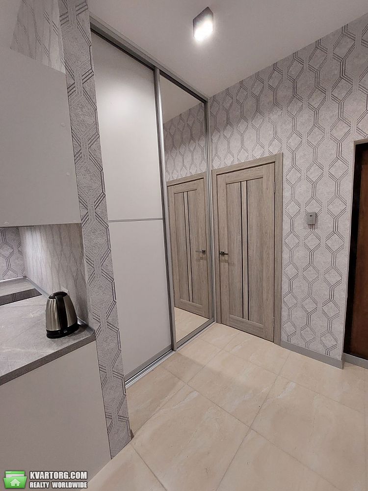 Rent out 1-room apartment. Киев, Нагорная — photo 3